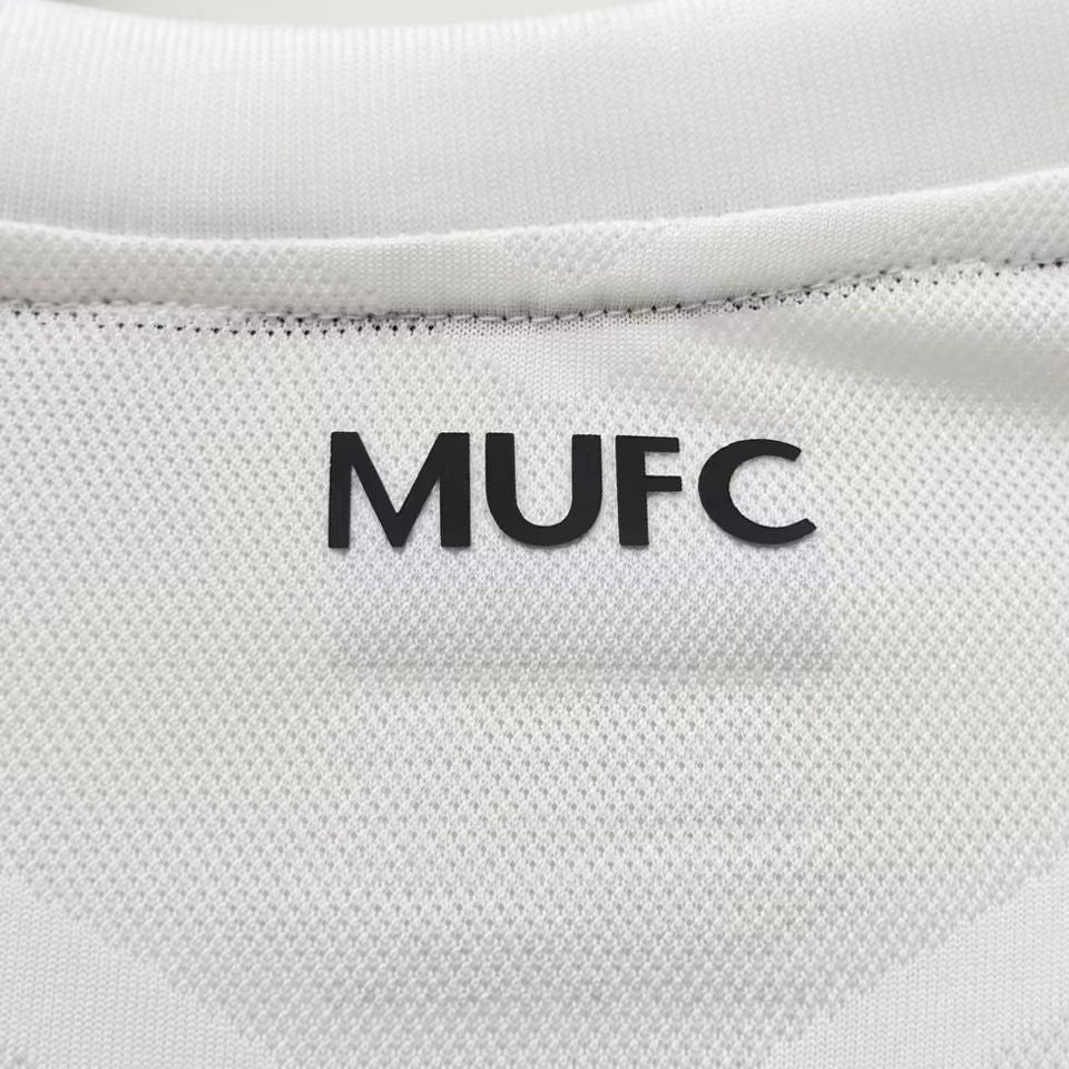 Manchester United Away UCL Final Kit 2010/11