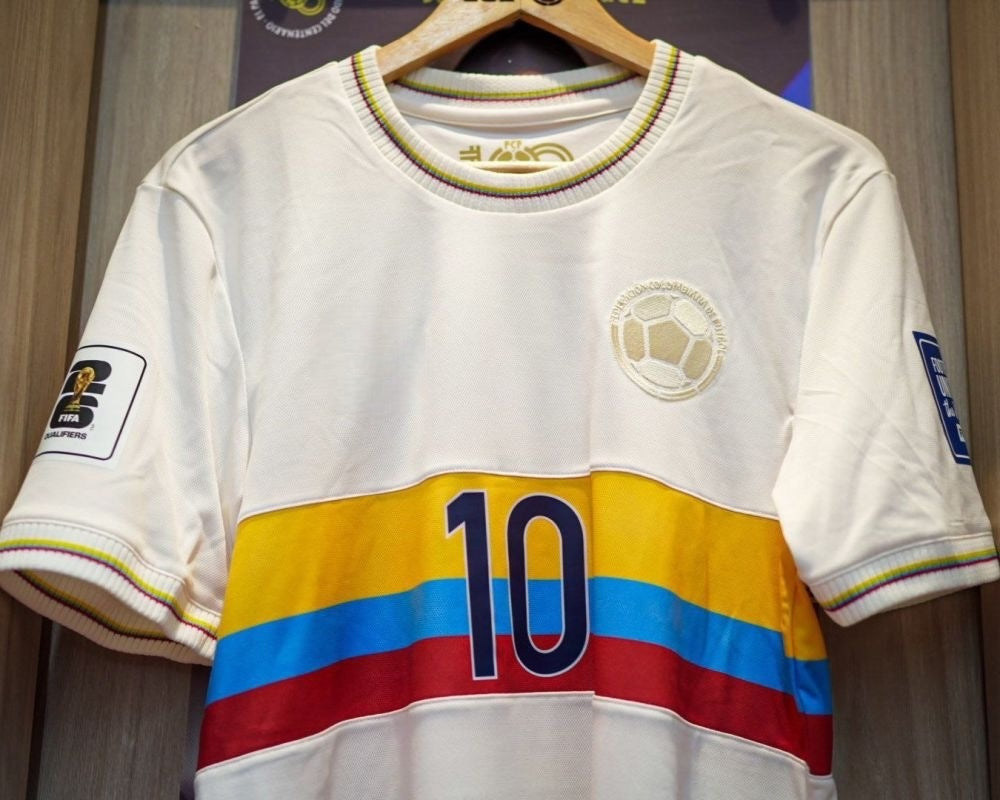 Colombia 100 Years Anniversary Kit