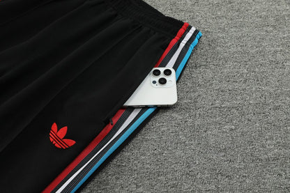 Manchester United Old School Tracksuit